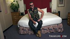 jade kush shows off her big tits in this casting session, riding hard