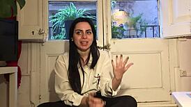 Maria Orgasms In Shower