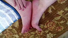 feast your eyes on dawnskye’s massive curvy booty, pure fire