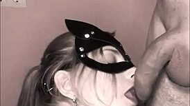 Ruska žena preskoči čiščenje za seks v garaži z možem