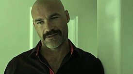 I fuked the babysitter's perfet ass in doggy