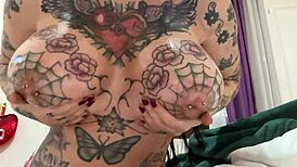 Tattooed solo star oils huge pierced tits for dildo play
