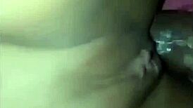 Ma salope de secrétaire, tu aimes quand je te prends par derrière et te baise bien?