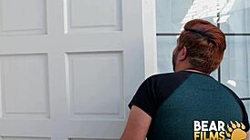 Damn! Fat bear Tony Marks gets sucked hard by Alezgi Cage