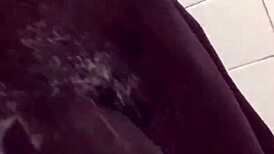 I pamper my thicc dick