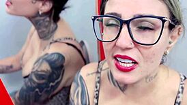 She called me to the restaurant bathroom for intense public fucking.