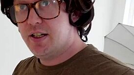 Yorkshire Geek Gets Head From Tattooed Brit