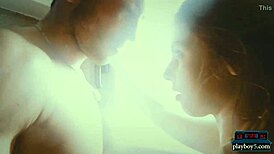 Hey, Stella Cox büyük doğal memeleriyle erotik emme ve sikme yapıyor