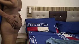 i yanked my stepsister's towel and banged her big ass 😈