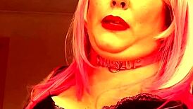 Hey, listen to chubby Brit domme Tina Snua chat while smoking a Superking