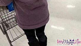 ImMeganLive bench presses her big heavy boobs in public, being the good example of a bald blonde