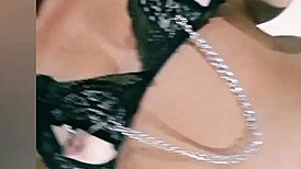 mirelladelicia masturbates