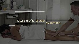 Tattooed busty granny dildos twat in the bathtub