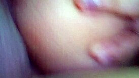 אוי, השכן שלי זיין אותי חזק כשאמא שלו עזבה אותנו! 😳