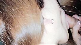 日本熟女の異次元なフェラチオテクニックは、最高 in spreading and ass worshiping scene