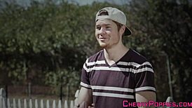 Teen 18+ takes creamy cumshot after blowjob 😍