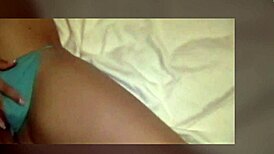 Latin amımı okşuyorum, çok iyi hissettiriyor 😘