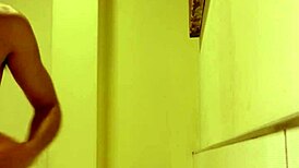 马来西亚华裔美女激烈肛交