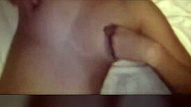 Latin amımı okşuyorum, çok iyi hissettiriyor 😘