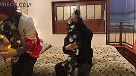 人妻熟女ハロウィンコスプレでフェラから生中出しさせられる