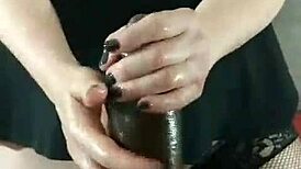 Sxydani nagy cicivel ad nedves kézimunkát Tyson hatalmas fekete faszára