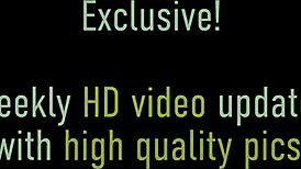 Nagy cicis MILF Sara Jay dugja Nova Cane-t a strap-on farkával