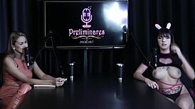 Yummi paradise moans and shows tattoos after blowjob