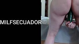 Big ass milf latina solo with food