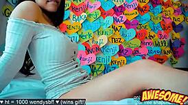 wonder if this asian chick on webcam has fake tits or real ones?