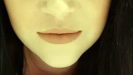 harmony reigns says: 'stare into my pretty blue eyes and listen to my sexy british accent' up close.