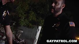 Homie Gives Black Ass To Cops!