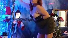 steffi gold dances slutty pussy as redhead milf hotwife