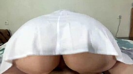 Malá blondýnka nechala mě naplnit její kundičku mlíkem v ložnici s hlubokým hrdlem, dávěním a sténáním