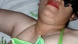 I visito my tia and find her dress as duendecita and she give me oral as christmas regalo