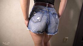 Wow, Amateur Teen Teases Tight Ass in Jeans Shorts!