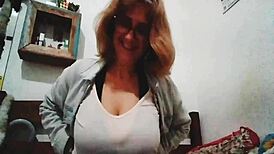 Videocal med Matheus på valentinsdagen milf-stil