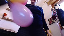Girls Performing Blowjobs and Sucking Cocks on Tumblr