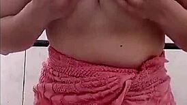is venezuelan prostitute super hot? check her out