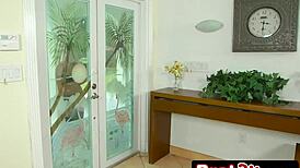 i'm a horny teen beauty who can't resist fucking my neighbor khloe kapri