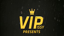 They piss in each other's mouths during sloppy blowjob