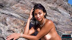 Wow, tiny Mexican teen Carolina Reyes strips bare on beach!