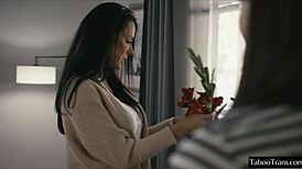 Big cock shemale fucks female in surprising twist