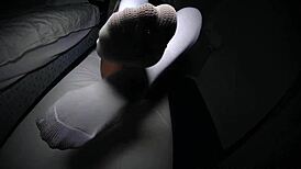 Ninfeta brincando com dildo na buceta e no cuzinho dri sexy tbt video