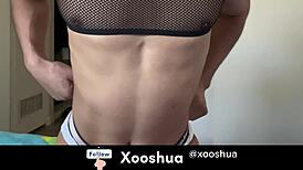 Cute 18-year-old twink Xooshua seeks man for bareback assfucking.