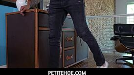 Playful Petite Babe Mazy Myers With Quinton James