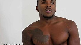 phoenix fellington in a solo mixitupboy video