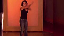 Hot Latina Sasckya Porto Reveals Huge Boobs and Big Ass