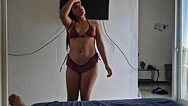 Beautiful cheerleader gets down and dirty in this amateur porn video.