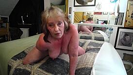 Hej, pogledaj DawnSkye1962 u super seksi retro orgazmičkoj igri!