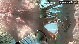 hardcore blowjob underwater with minnie manga 😍